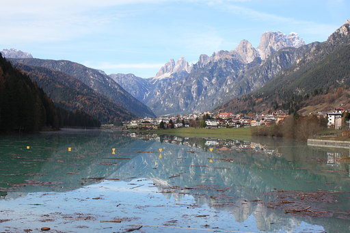 Il lago di Alleghe dopo Vaia