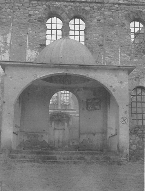 L'antica moschea di Kozarac