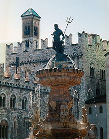 Piazza del Duomo a Trento