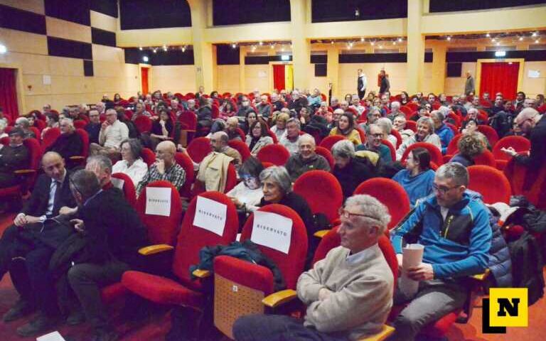 Il pubblico alla presentazione di Lecco