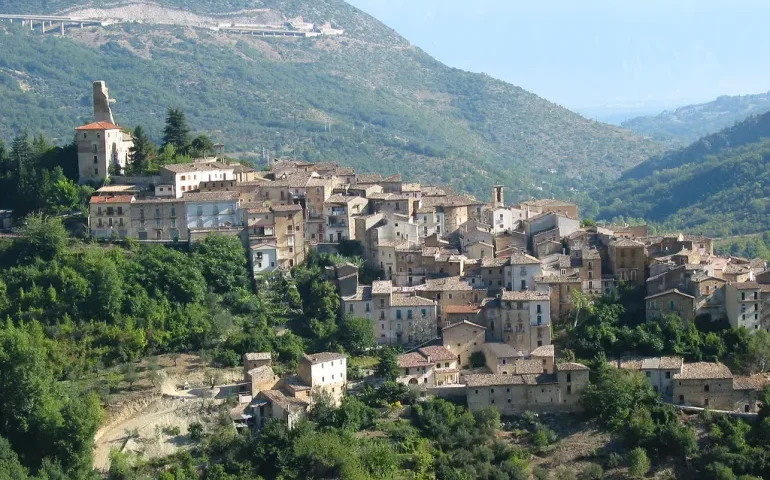 Una veduta di Anversa degli Abruzzi © pizzodisevo - Flickr.